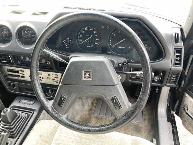Nissan FAIRLADY Z 1983-03 9022-8