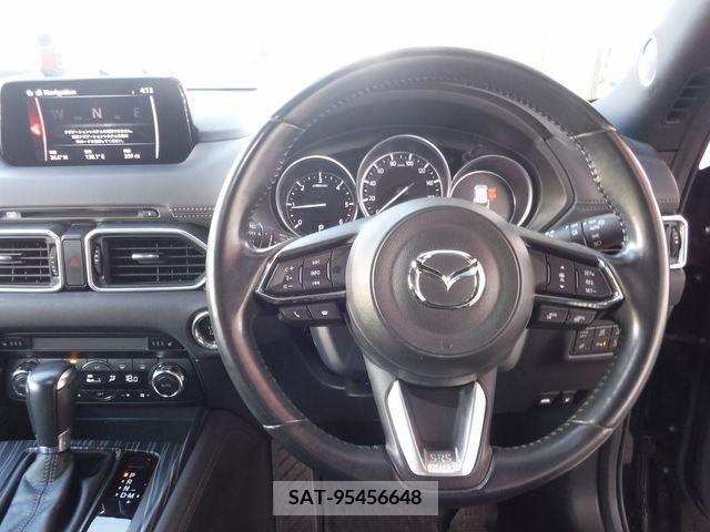 Mazda CX-8 2018-01 236889-1