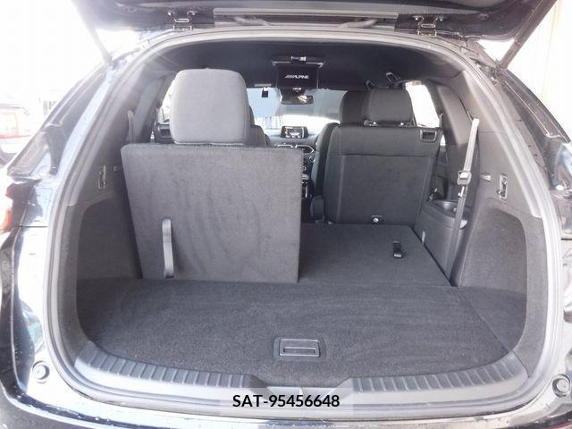 Mazda CX-8 2018-01 236889-18