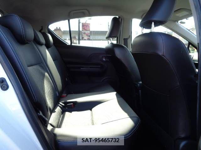 Toyota AQUA 2014-01 292601-11