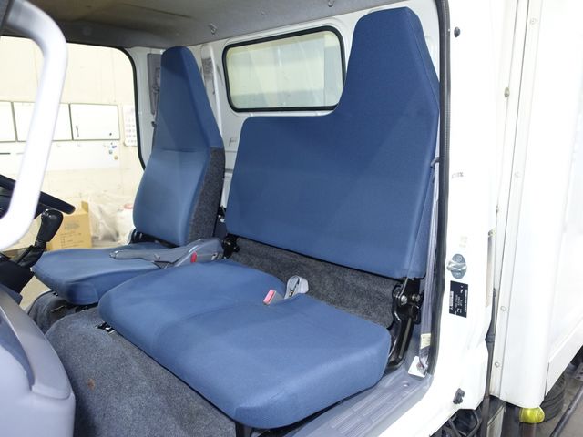 Mitsubishi CANTER 2014-11 29088-14