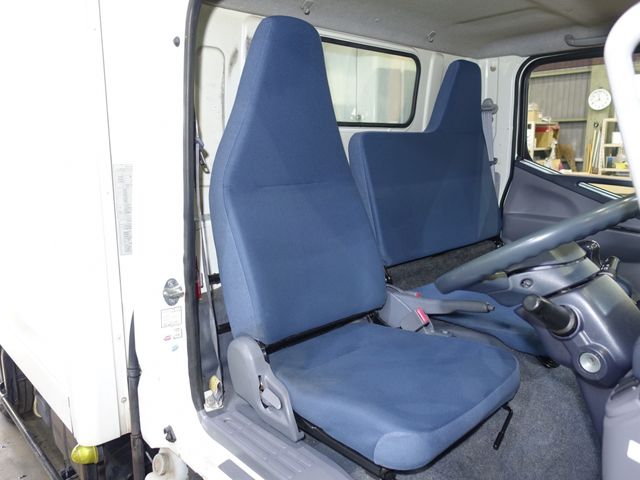 Mitsubishi CANTER 2014-11 29088-13