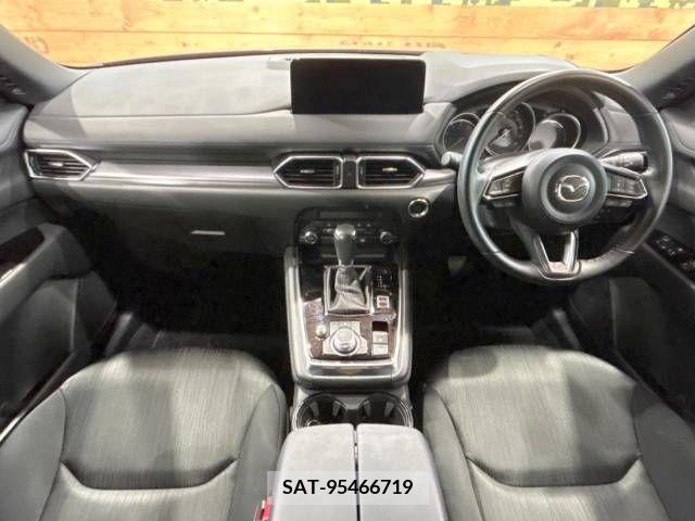 Mazda CX-8 2022-02 266172-1