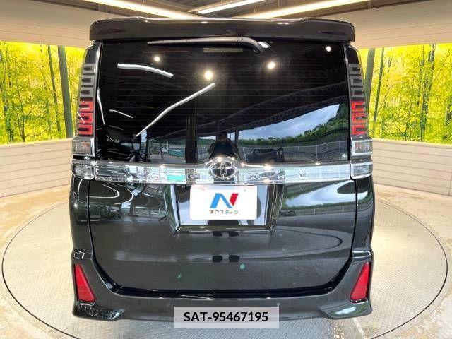 Toyota VOXY 2020-08 338112-16