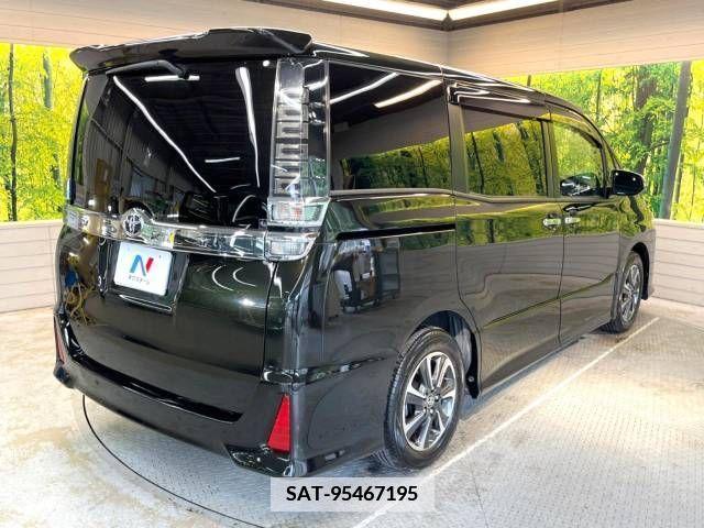 Toyota VOXY 2020-08 338112-18