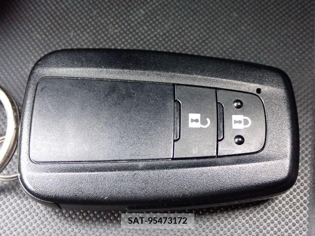 Toyota PRIUS 2019-12 371972-29