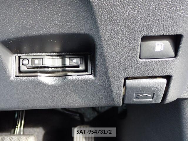 Toyota PRIUS 2019-12 371972-10