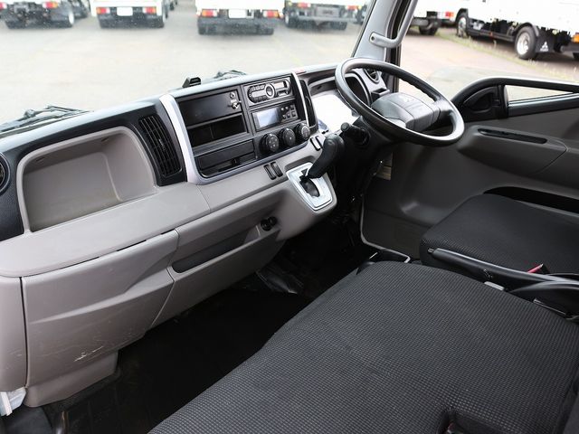 Mitsubishi CANTER 2017-12 186283-27
