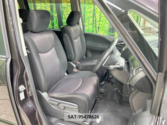 Nissan SERENA 2011-12 285246-8