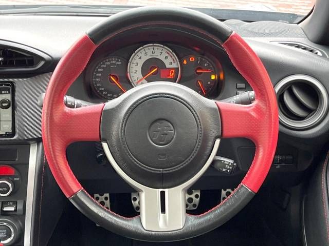 Toyota 86 2016-03 28487-11