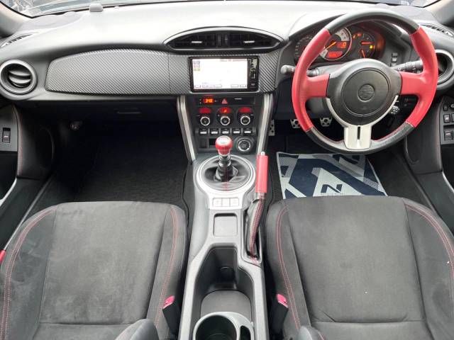 Toyota 86 2016-03 28487-1