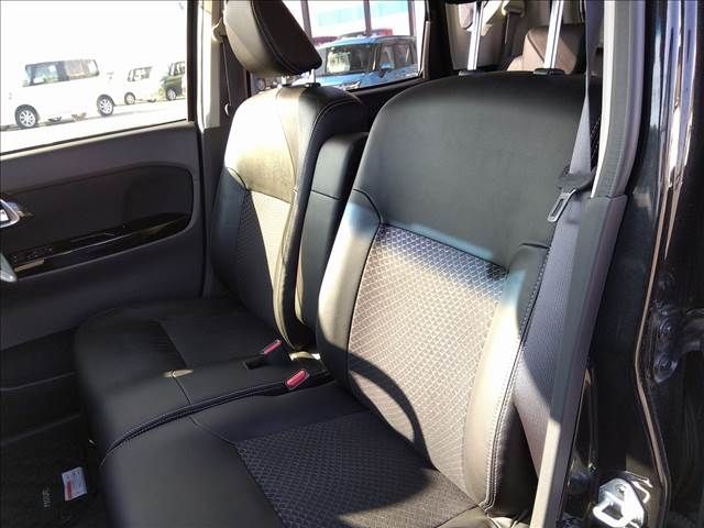 Daihatsu MOVE CUSTOM 2017-10 182586-5
