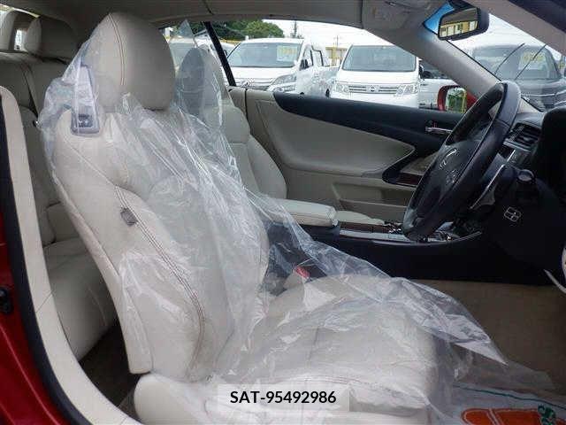 Lexus IS 2009-05 304419-5