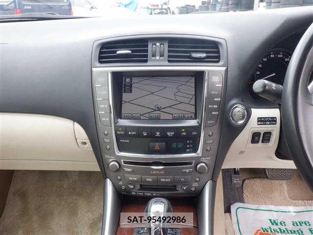 Lexus IS 2009-05 304419-4