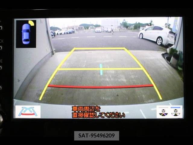 Toyota PRIUS 2022-05 331571-7
