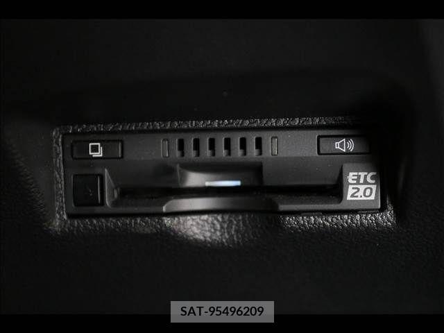 Toyota PRIUS 2022-05 331571-15