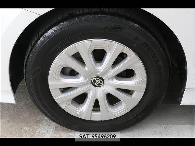 Toyota PRIUS 2022-05 331571-14