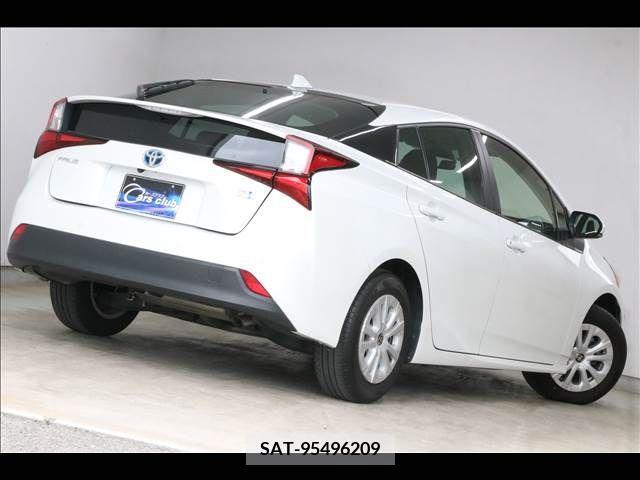 Toyota PRIUS 2022-05 331571-11