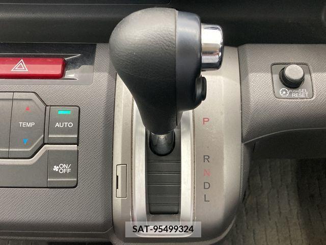 Honda STEP WGN 2010-10 286121-10