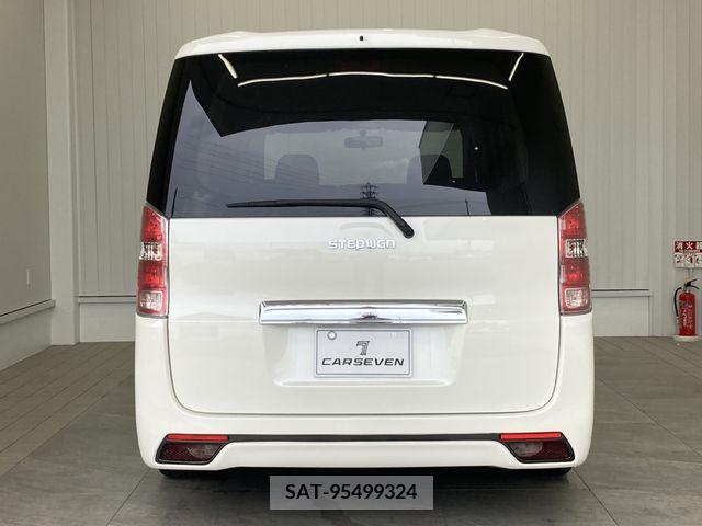Honda STEP WGN 2010-10 286121-3