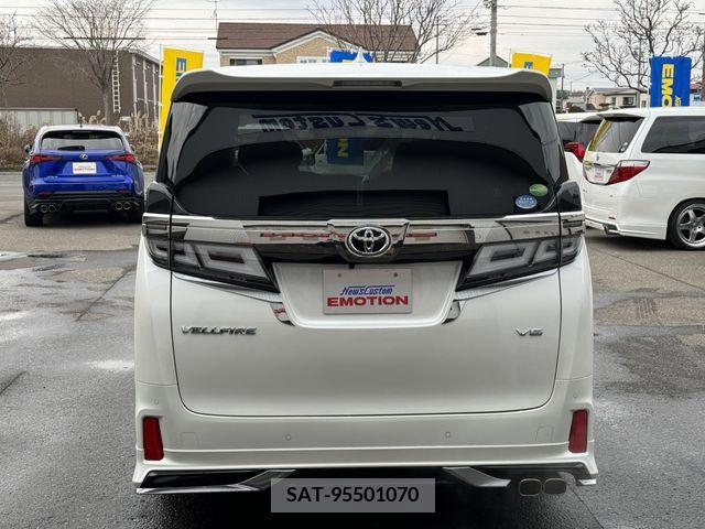 Toyota VELLFIRE 2019-11 372072-9