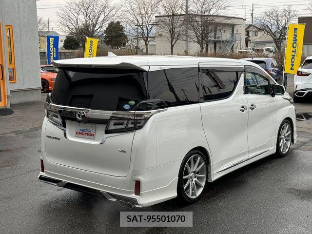 Toyota VELLFIRE 2019-11 372072-11