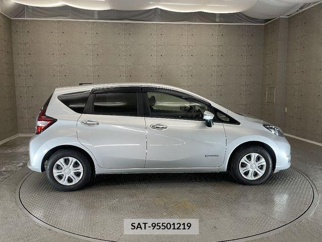 Nissan NOTE 2018-07 392917-6