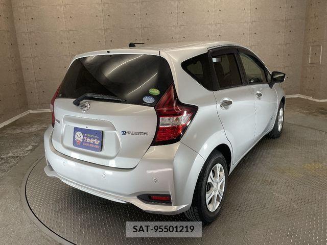 Nissan NOTE 2018-07 392917-3