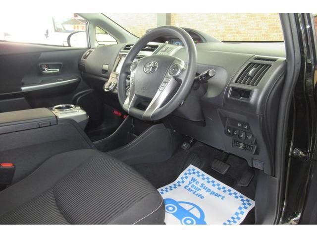 Toyota PRIUS ALPHA 2018-04 188866-3