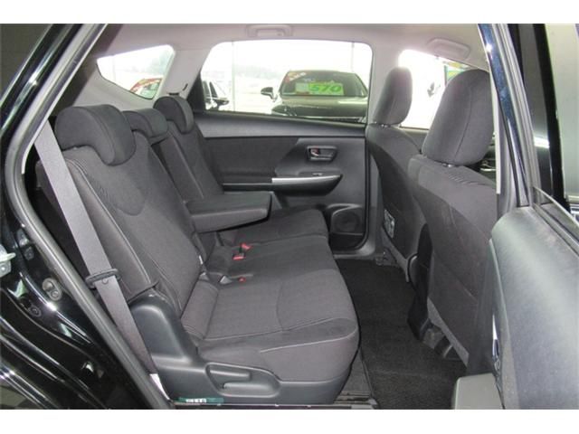 Toyota PRIUS ALPHA 2018-04 188866-9