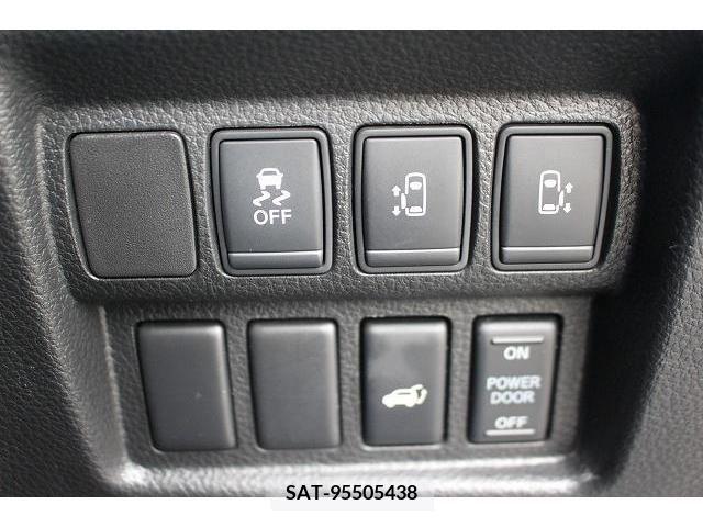 Nissan ELGRAND 2014-01 382544-4