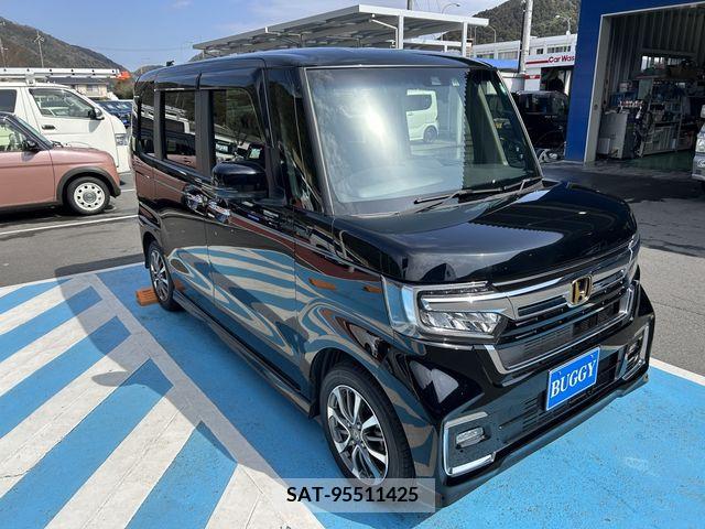 Honda N BOX 2021-12 221130-2