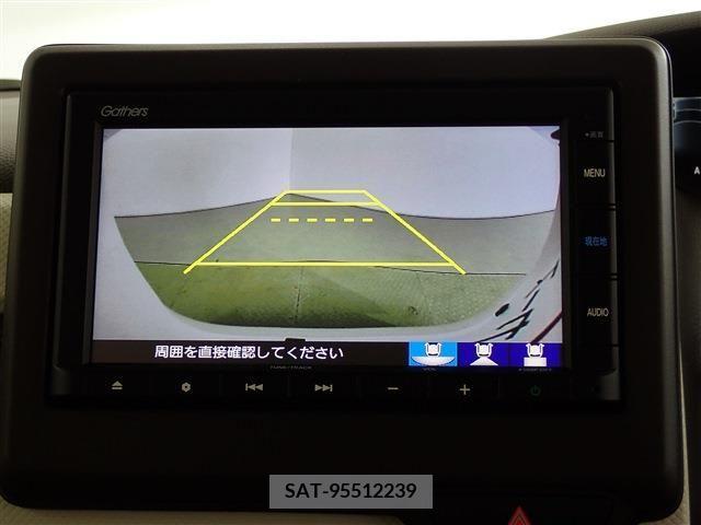 Honda N BOX 2022-11 347773-11