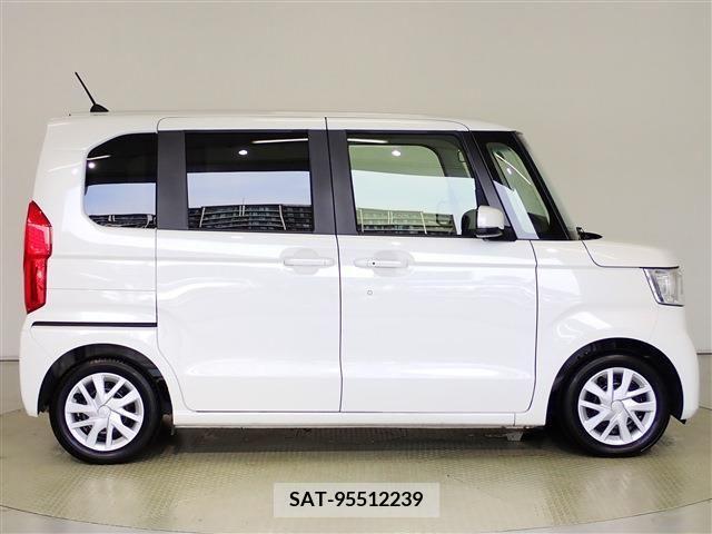 Honda N BOX 2022-11 347773-26