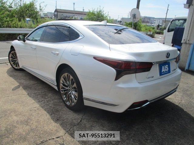 Lexus LS 2021-03 388172-2