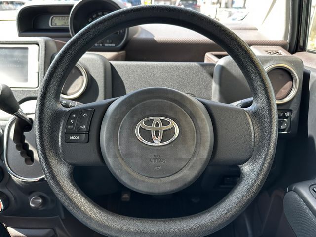 Toyota SPADE 2014-05 9221-11