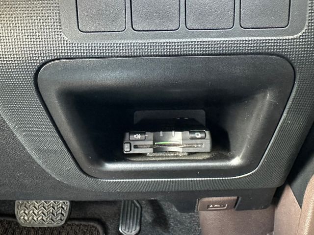 Toyota SPADE 2014-05 9221-19