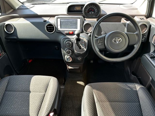 Toyota SPADE 2014-05 9221-7