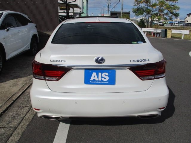 Lexus LS 2013-03 189317-5