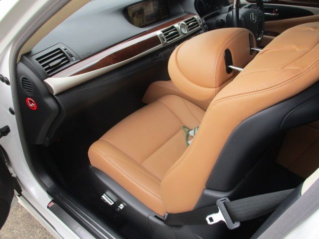 Lexus LS 2013-03 189317-17
