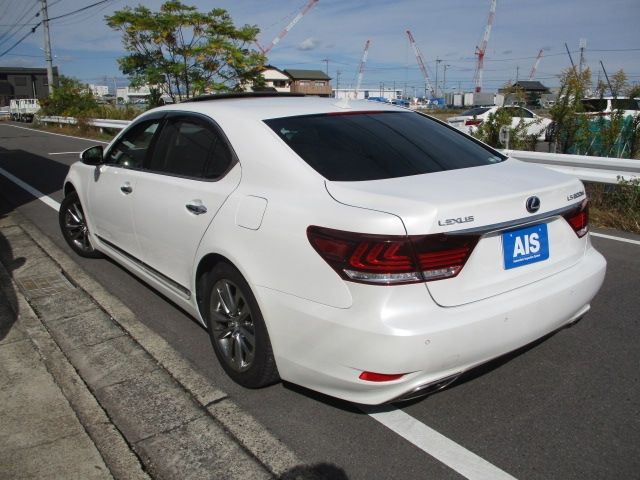 Lexus LS 2013-03 189317-2