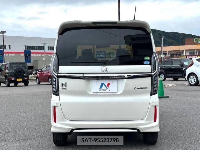 Honda N BOX CUSTOM 2017-11 279365-18