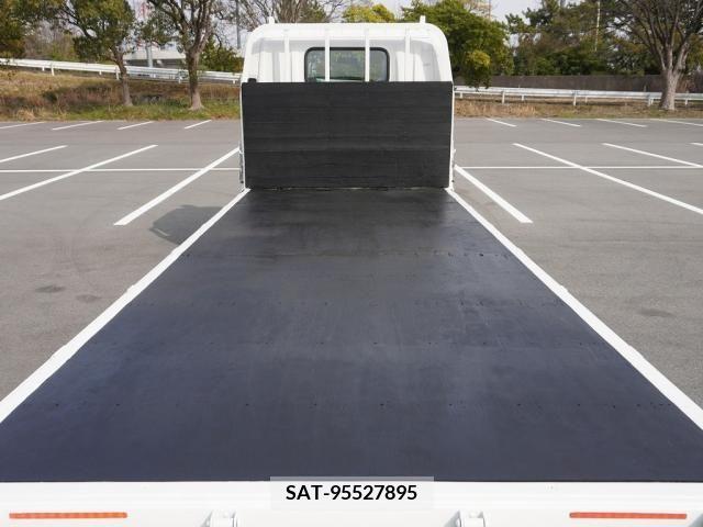 Isuzu ELF TRUCK 2016-12 387469-4