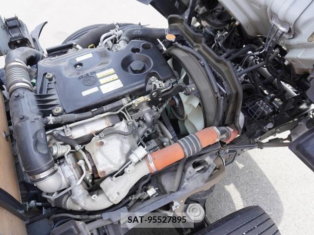 Isuzu ELF TRUCK 2016-12 387469-17