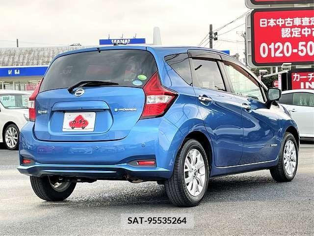 Nissan NOTE 2019-04 381728-2