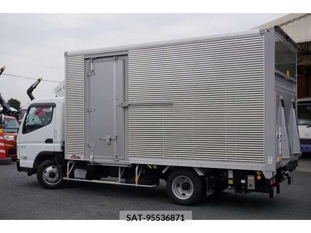 Mitsubishi CANTER 2023-09 223586-6