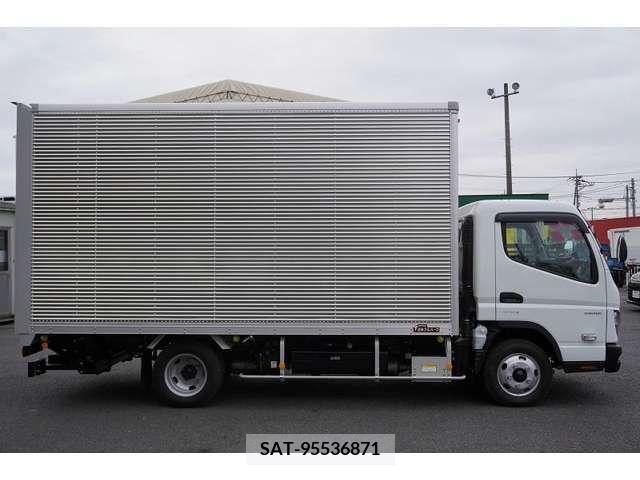 Mitsubishi CANTER 2023-09 223586-4
