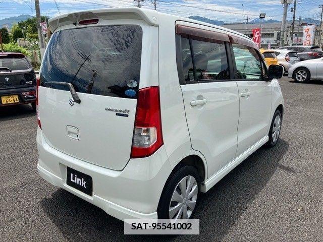 Suzuki WAGON R 2010-06 377945-4