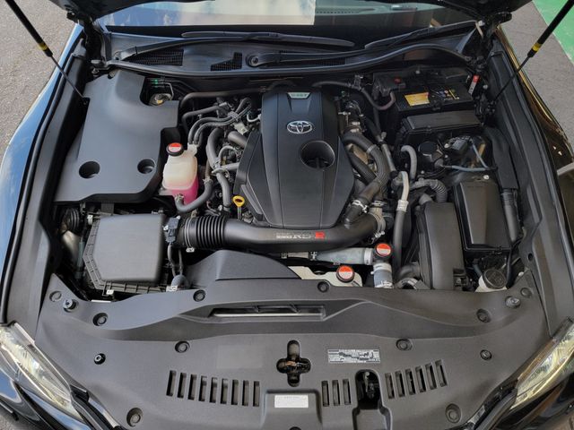Toyota CROWN SEDAN 2016-04 186886-27