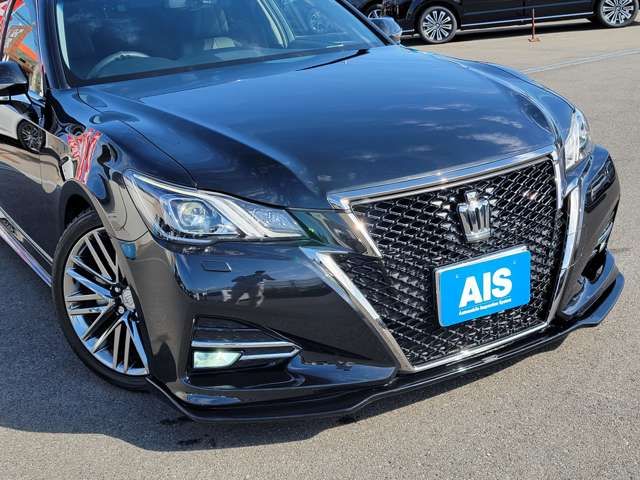 Toyota CROWN SEDAN 2016-04 186886-2